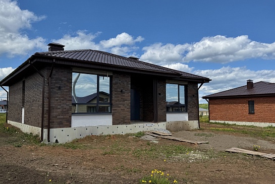 Ялтинская 13